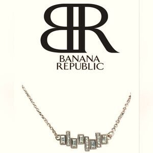 Banana Republic crystal necklace